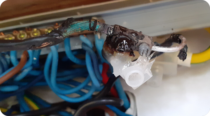 A tűzoltók előtt odaértünk