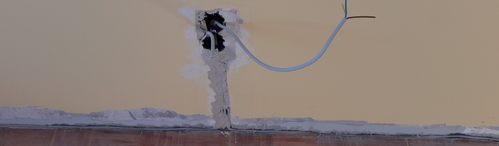 Új szerelvénydobozok csavaros rögzítési lehetőséggel.